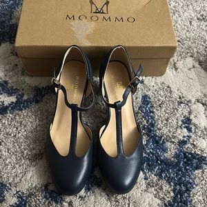 NWB Moommo Blue Navy Heels Women’s Size 6